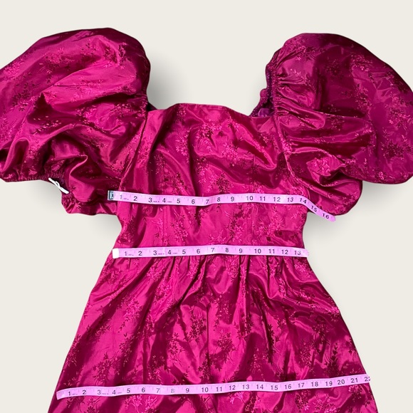 Vintage 80’s House of Nu-Mode Puff Jacquard Gown - Picture 16 of 16